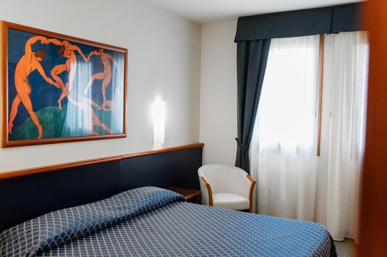 Hotel Crystal Preganziol Esterno foto